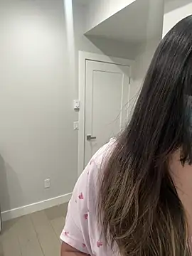 jAsMinE678 online show from 04/08/26, 10:48