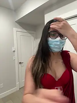 jAsMinE678 online show from 04/18/26, 08:20