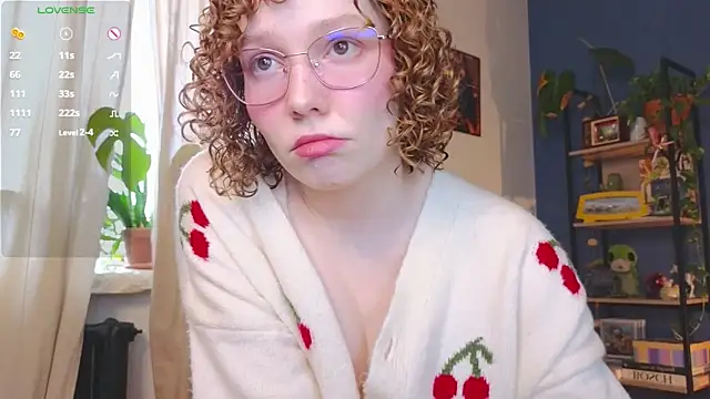 Snapshot of _lightmyfire chatting on 01/12/25, 12:23  lightmyfire online show from 01/12/25, 12:23