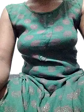 Snapshot of rituporna2004 chatting on 02/08/25, 01:11 rituporna2004 online show from 02/08/25, 01:11