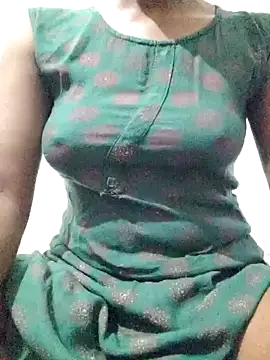 Snapshot of rituporna2004 chatting on 03/03/25, 04:03 rituporna2004 online show from 03/03/25, 04:03