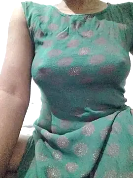 rituporna2004 online show from 12/05/25, 01:20