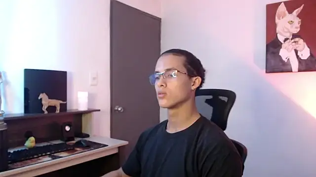 Snapshot of alejo_x3 chatting on 01/14/25, 05:30 alejo x3 online show from 01/14/25, 05:30