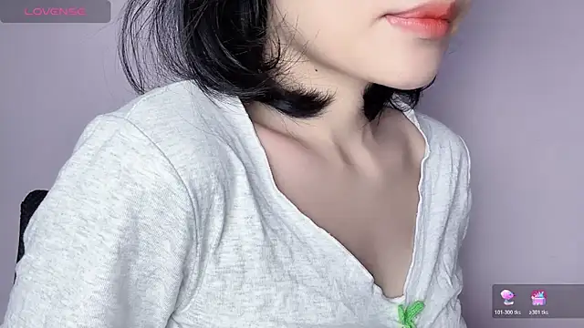 Baenee online show from 10/30/25, 05:24