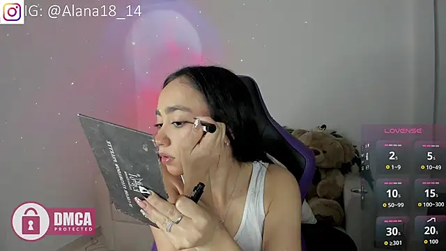 Alana Pherson online show from 11/11/25, 03:39