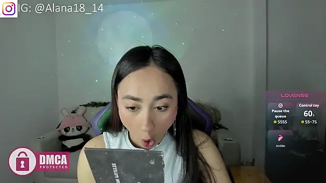 Alana Pherson online show from 12/01/25, 03:22