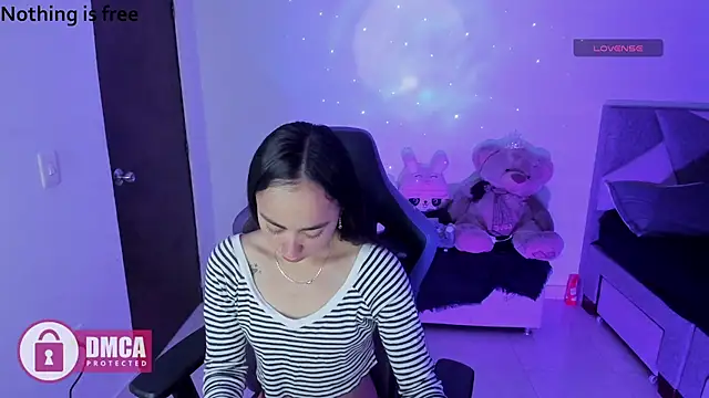 Snapshot of Alana_Pherson chatting on 07/10/26, 04:06 Alana Pherson online show from 07/10/26, 04:06
