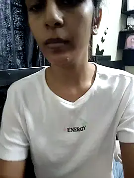 Snapshot of Leeeezzzz_roy chatting on 12/20/24, 09:11 Leeeezzzz roy online show from 12/20/24, 09:11