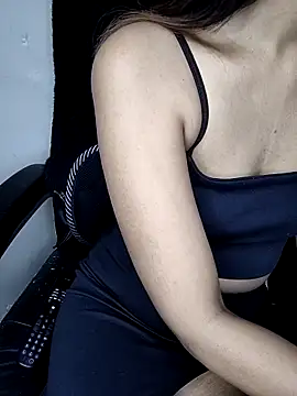 Leeeezzzz roy online show from 11/25/25, 08:20