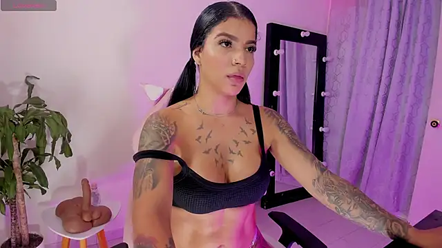 EmmaRusellx online show from 04/20/26, 11:50