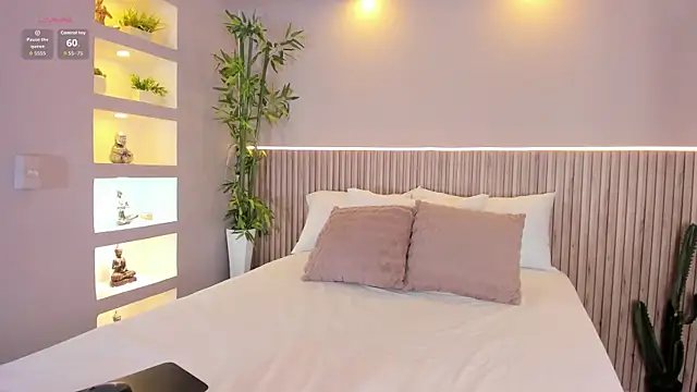 EmmilyCollson online show from 12/20/25, 05:09