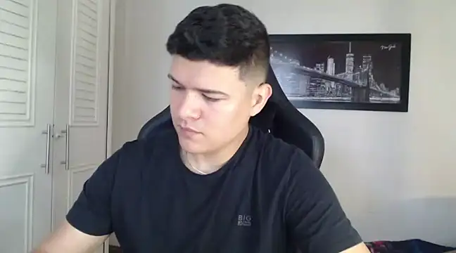 Plug Control online show from 12/23/24, 03:23