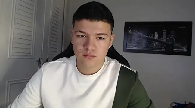 Plug Control online show from 01/05/25, 01:36