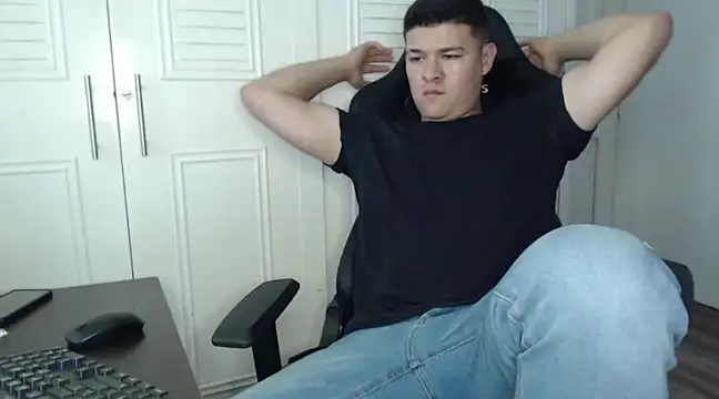 Plug Control online show from 01/14/25, 07:00