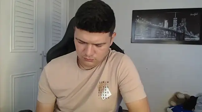 Plug Control online show from 01/18/25, 07:37