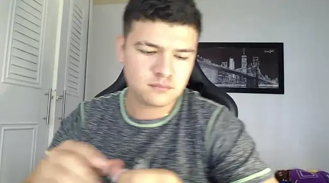 Plug Control online show from 02/11/25, 06:33