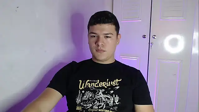 Plug Control online show from 10/05/25, 06:28