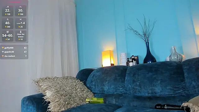 Courtney gonet online show from 02/19/25, 07:50