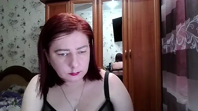 Snapshot of SophieNightAh chatting on 02/04/26, 03:29 SophieNightAh online show from 02/04/26, 03:29