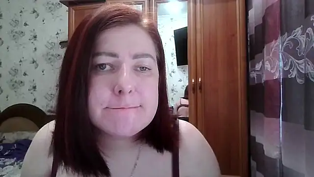 Snapshot of SophieNightAh chatting on 02/20/26, 01:33 SophieNightAh online show from 02/20/26, 01:33