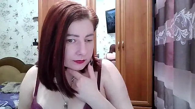 Snapshot of SophieNightAh chatting on 02/21/26, 02:07 SophieNightAh online show from 02/21/26, 02:07