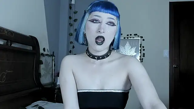 BlueBerry     online show from 09/17/25, 08:32