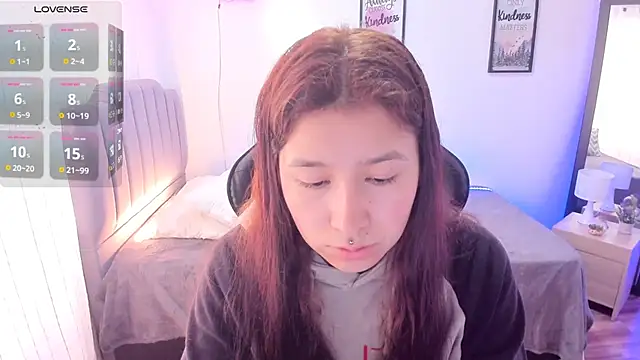 Amy joones online show from 03/06/25, 01:35