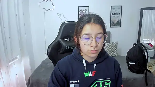 Amy joones online show from 10/03/25, 12:13