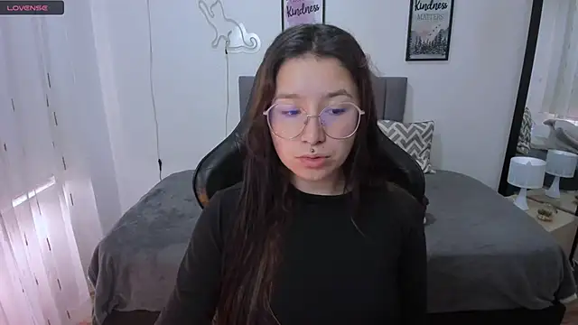 Amy joones online show from 10/18/25, 02:18