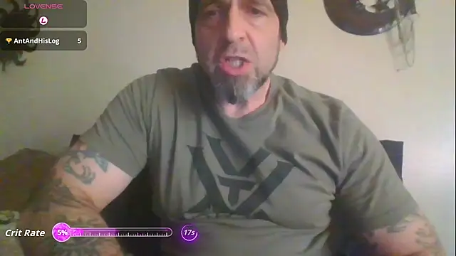 Snapshot of sammy_sin chatting on 10/25/25, 06:13 sammy sin online show from 10/25/25, 06:13