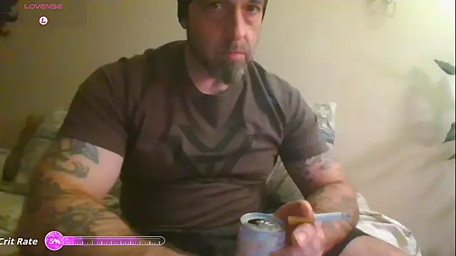 Snapshot of sammy_sin chatting on 12/13/25, 10:37 sammy sin online show from 12/13/25, 10:37