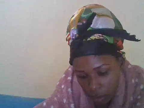 CharlotteDee online show from 10/19/25, 06:08