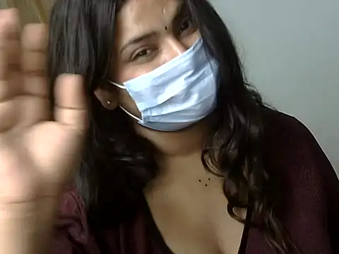 cutelady65 online show from 05/01/26, 07:40