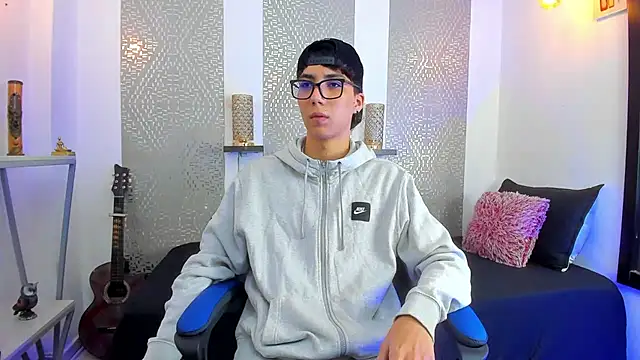 Nikolay Gregori online show from 03/04/25, 03:55