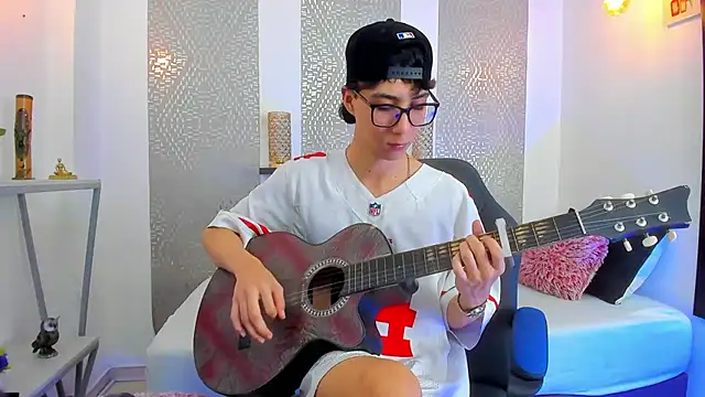 Nikolay Gregori online show from 03/07/25, 04:02