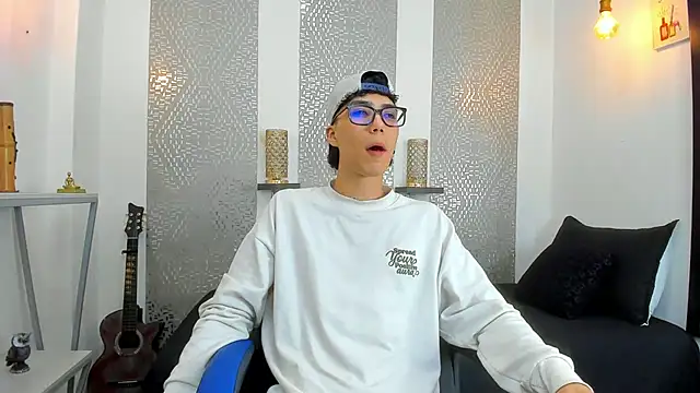 Nikolay Gregori online show from 03/23/25, 04:05