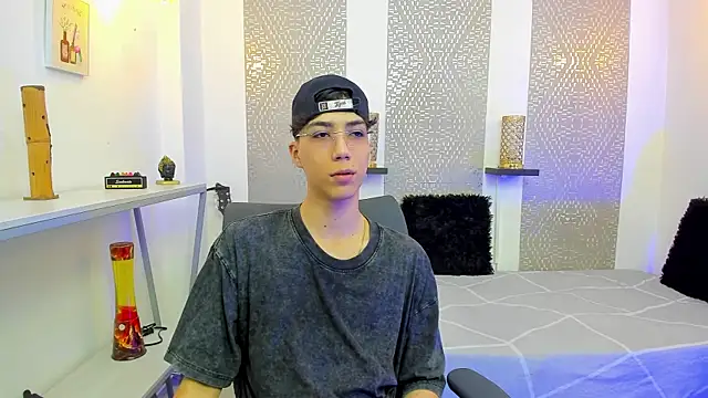 Nikolay Gregori online show from 11/10/25, 04:33