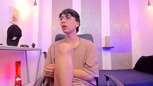 Nikolay Gregori online show from 11/26/25, 04:24