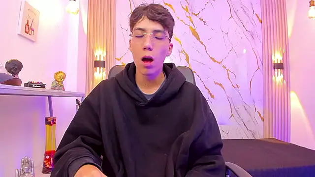 Nikolay Gregori online show from 01/12/26, 03:56