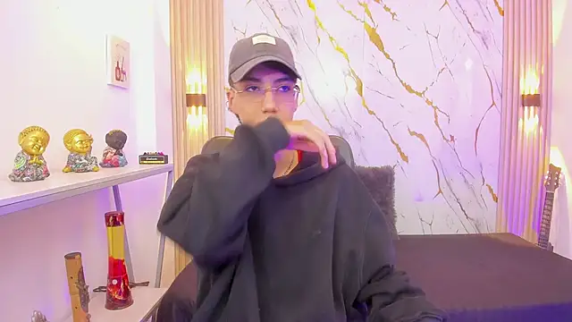 Nikolay Gregori online show from 04/23/26, 04:24