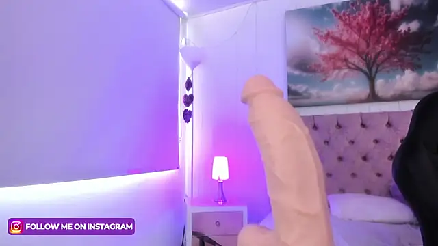 Snapshot of Julianaa_Castro_ chatting on 02/01/25, 05:58 Julianaa Castro online show from 02/01/25, 05:58