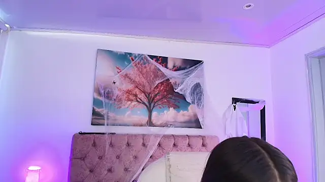 Snapshot of Julianaa_Castro_ chatting on 11/01/25, 11:45 Julianaa Castro online show from 11/01/25, 11:45