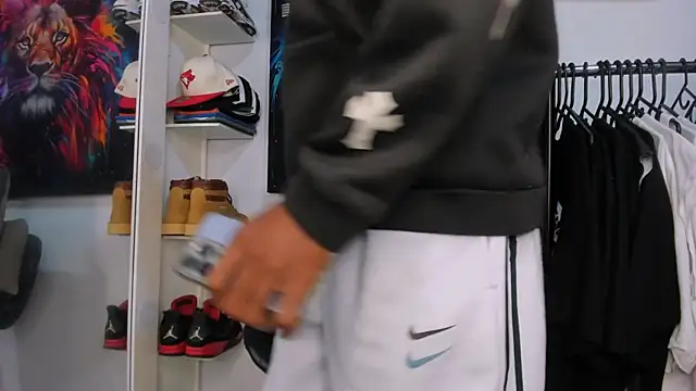 Pantera black 21 online show from 04/19/26, 12:04