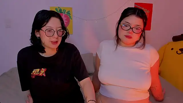 Snapshot of Gaby_Danna chatting on 12/04/25, 12:42 Gaby Danna online show from 12/04/25, 12:42