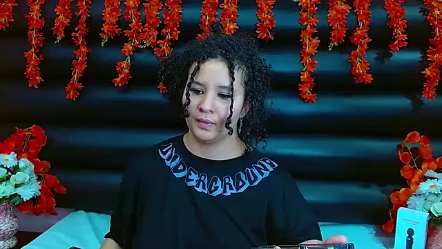 Snapshot of AlaSmith chatting on 02/07/25, 05:31 AlaSmith online show from 02/07/25, 05:31