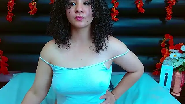 Snapshot of AlaSmith chatting on 02/11/25, 05:05 AlaSmith online show from 02/11/25, 05:05