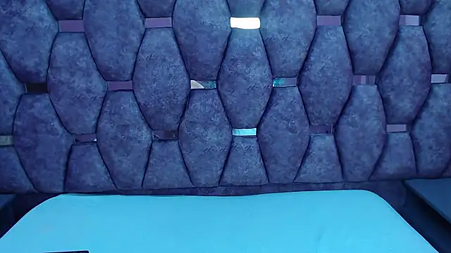 Snapshot of AlaSmith chatting on 03/14/25, 02:10 AlaSmith online show from 03/14/25, 02:10