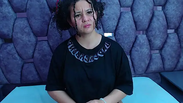 Snapshot of AlaSmith chatting on 03/19/25, 05:30 AlaSmith online show from 03/19/25, 05:30