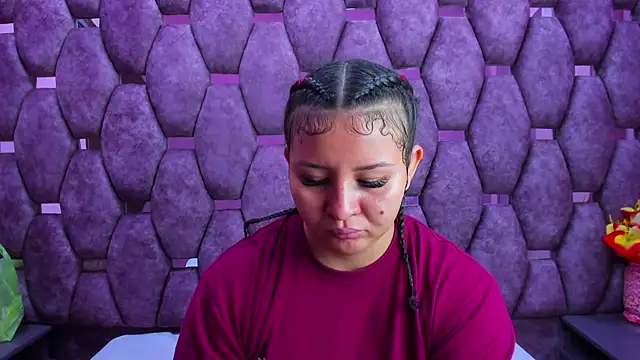 Snapshot of AlaSmith chatting on 10/17/25, 02:26 AlaSmith online show from 10/17/25, 02:26