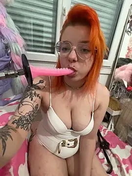 LaskaLeRoomba online show from 04/26/26, 09:23